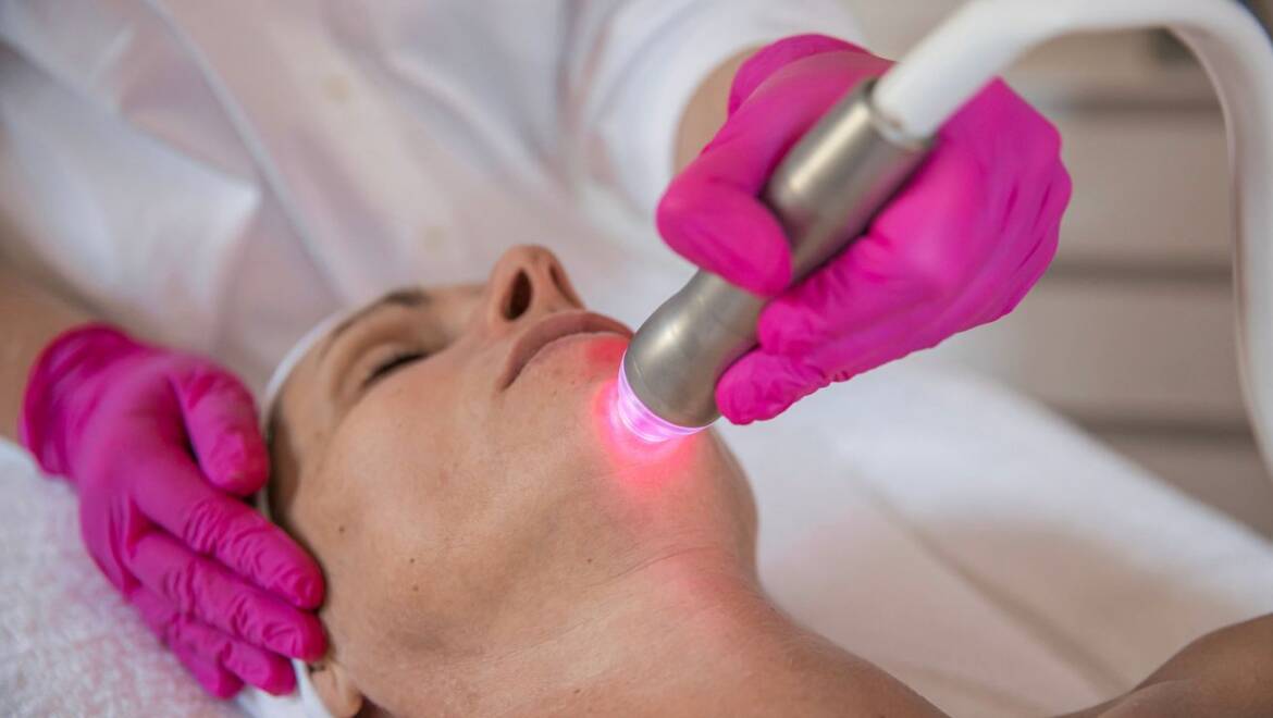 Meta Therapy und Nanoneedling – Zwei sanfte Wege zur Hautverjüngung